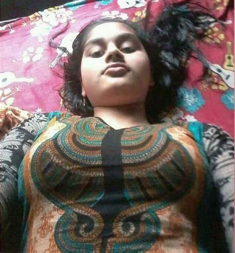 Desi Bhabhi Sex: Village Amateur Porn feat. Localpron